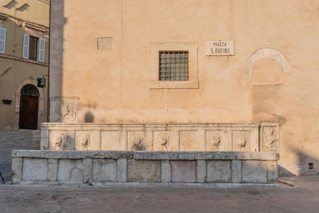 Domus Fonte Dei Leoni Bed & Breakfast Assisi Exterior photo